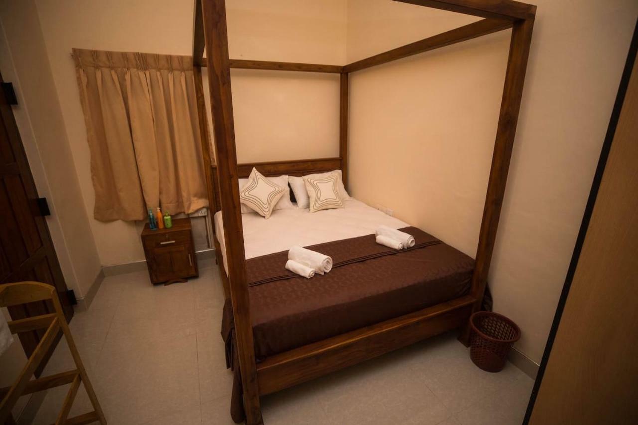 Neverbeen To Lagoon Town Appartamento Batticaloa Esterno foto