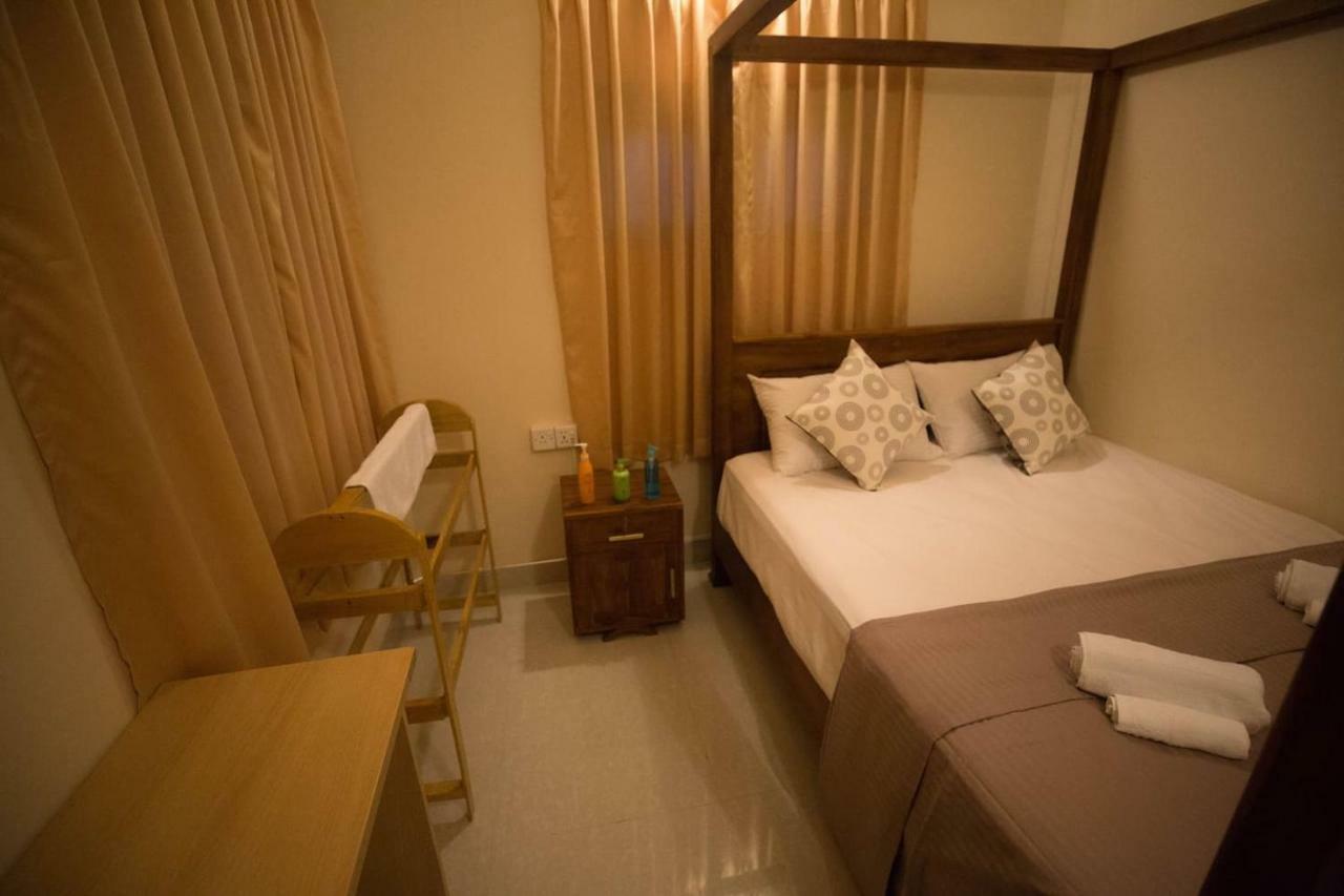 Neverbeen To Lagoon Town Appartamento Batticaloa Esterno foto