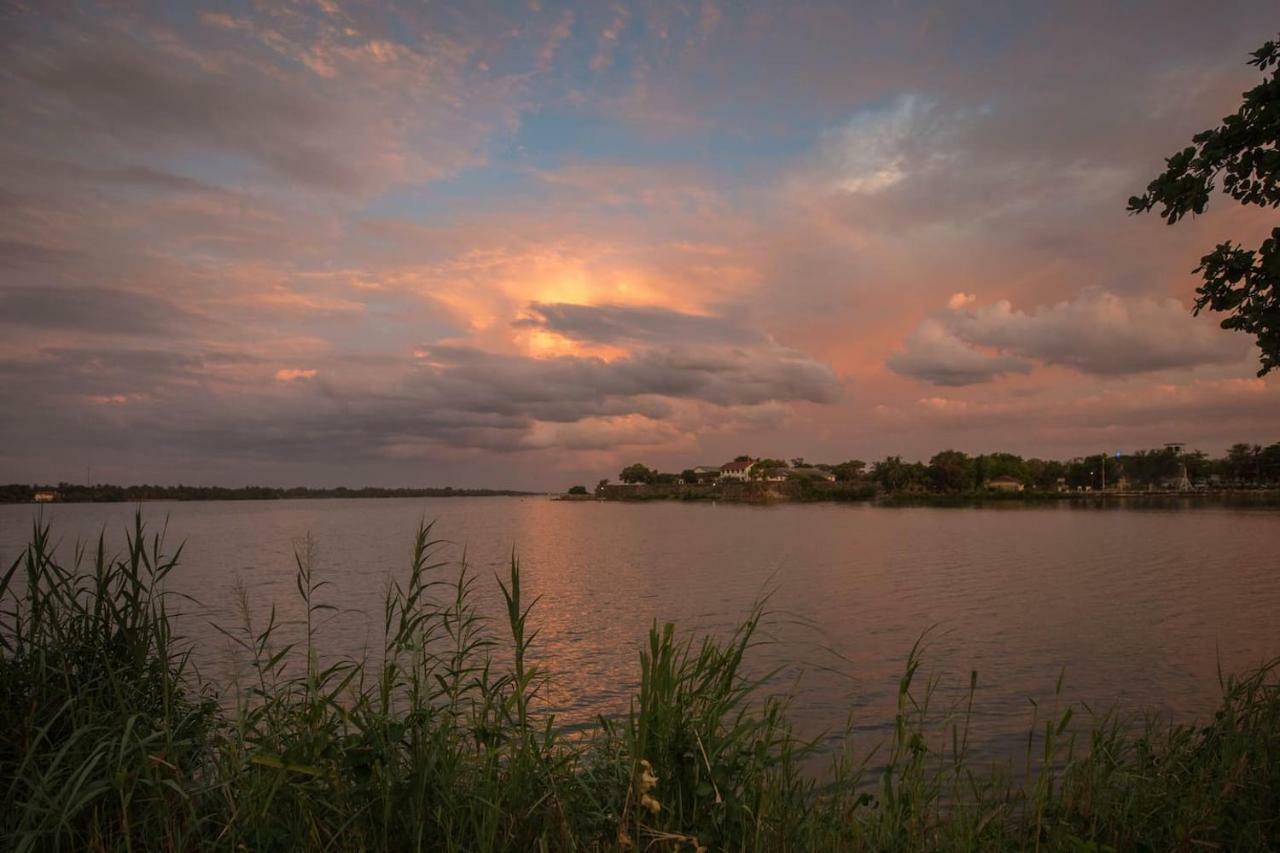Neverbeen To Lagoon Town Appartamento Batticaloa Esterno foto